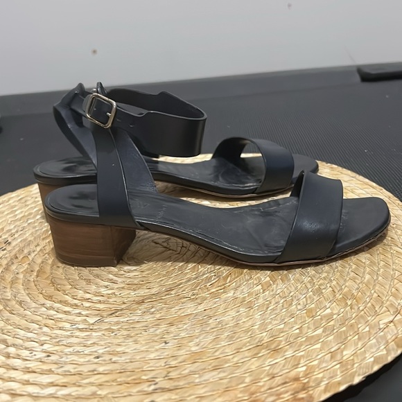 J.Crew Italy Made Navy Leather Sandals Size 6 - Picture 2 of 13